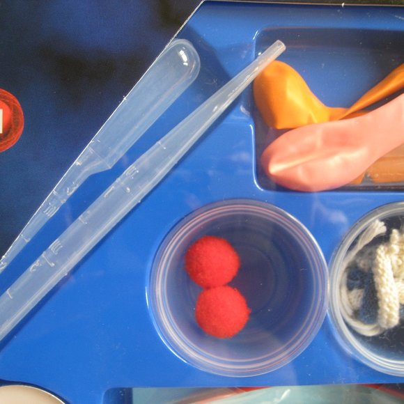 New In Box Science Wiz Penny Norman Chemistry Set Kit Solids Liquids Gases Book - Picture 9 of 10